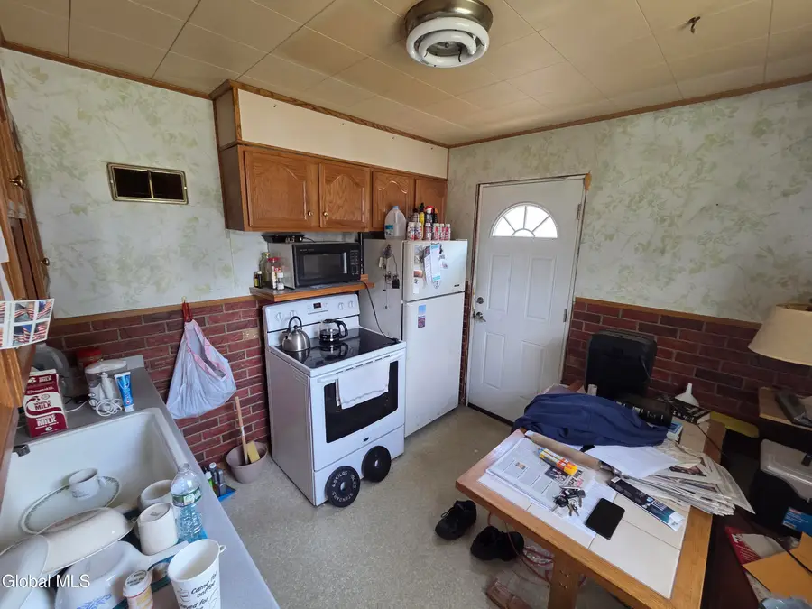 3337 Alice Street, Schenectady, NY 12304 - #3