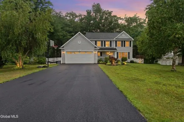 106 Halfmoon Drive, Altamont, NY 12009