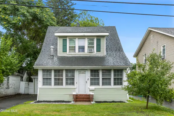 4 Maplewood Avenue, Albany, NY 12205