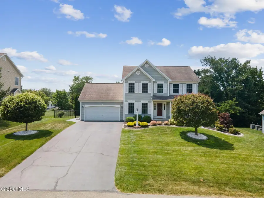 43 Amanda Way, Colonie, NY 12309 - #2
