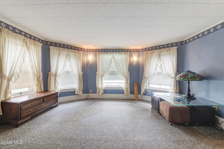 199 Bleecker Street, Gloversville, NY 12078 - #3