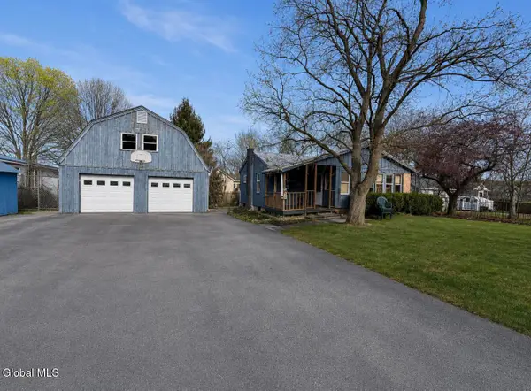42 Indiana Avenue, Queensbury, NY 12804