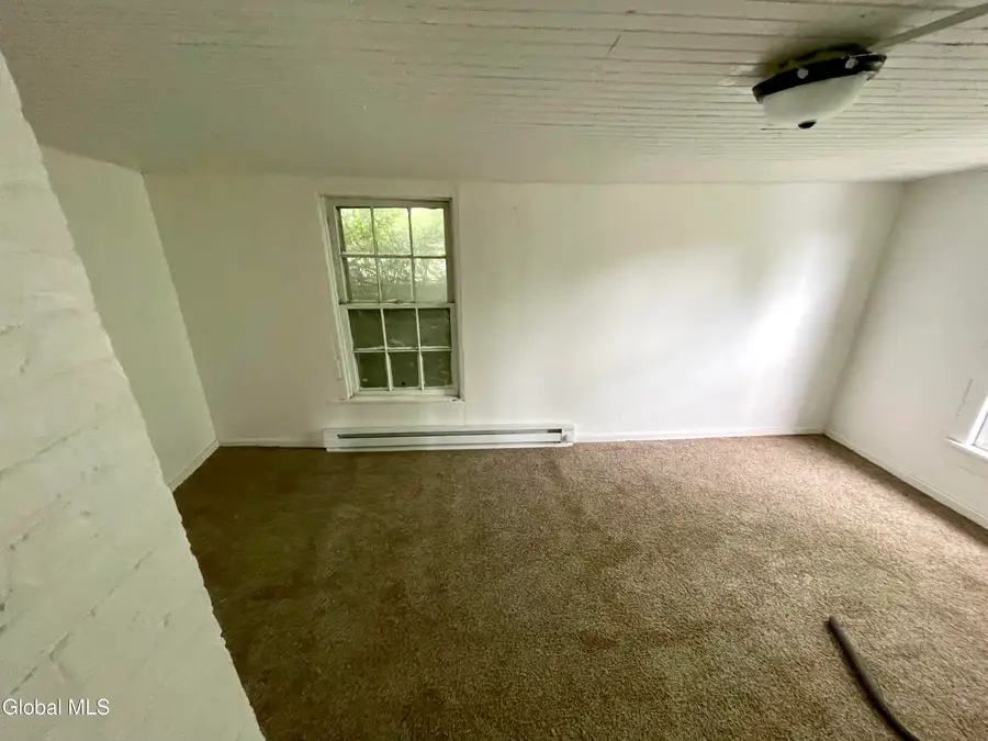 197 Vrooman Avenue, Amsterdam, NY 12010 - #3