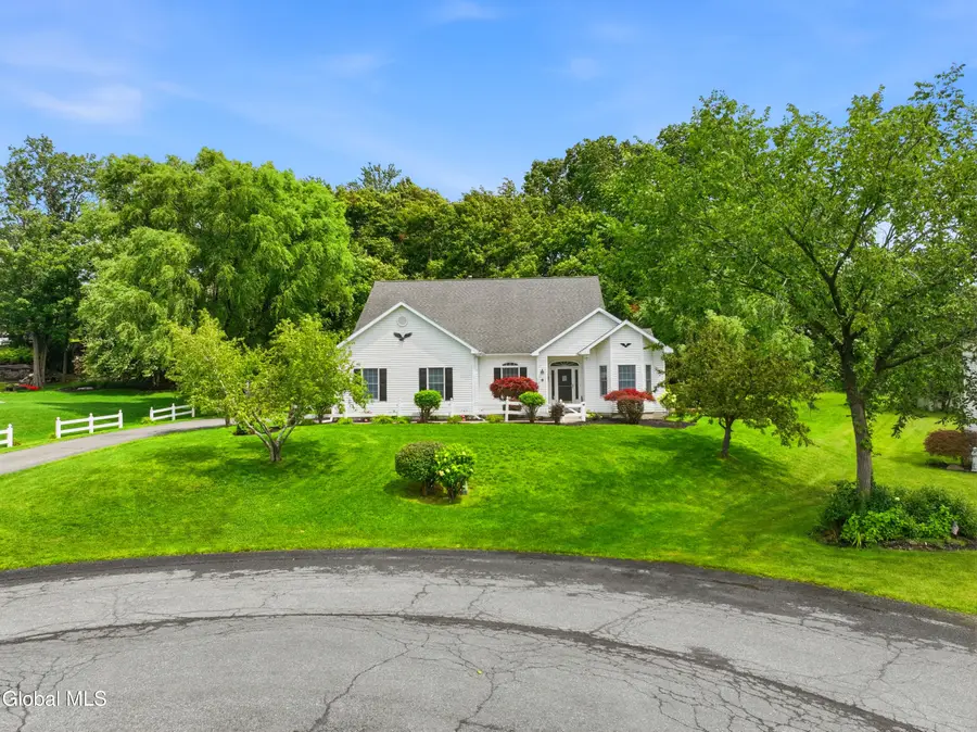 6 Sawyer Place, Colonie, NY 12047 - #2
