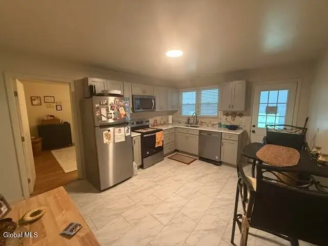 16 Marion Avenue, Saratoga Springs, NY 12866 - #3