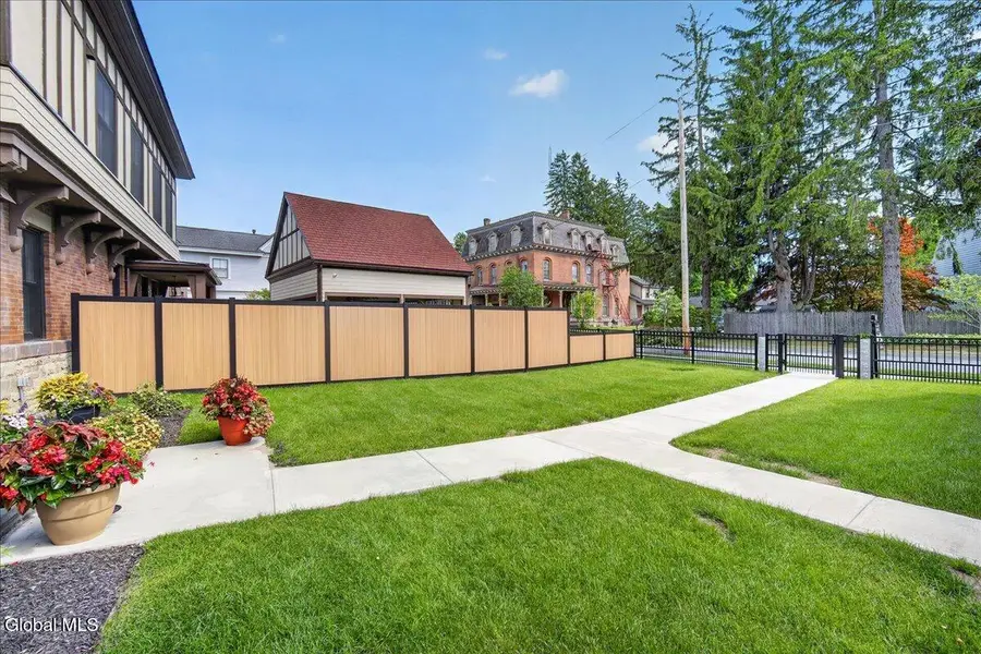 122 Regent Street #Unit 3, Saratoga Springs, NY 12866 - #2