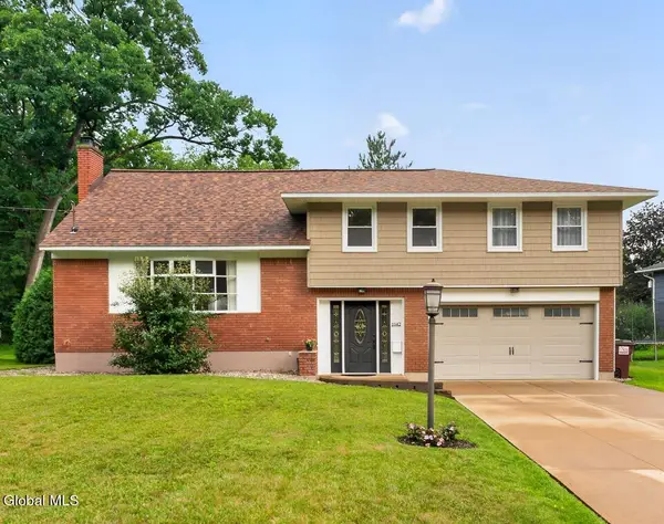 1042 Manas Drive, Rotterdam, NY 12303
