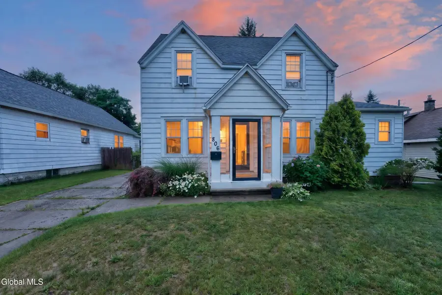 806 Curry Road, Rotterdam, NY 12306 - #2
