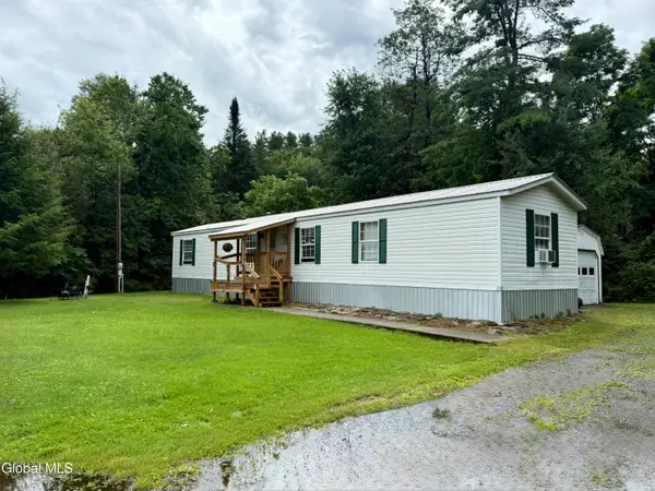 15 Stacy Street, Warrensburg, NY 12885