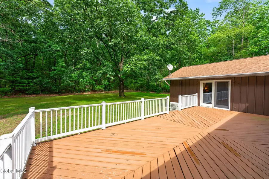 434 Steele Ave Extension, Gloversville, NY 12078 - #3
