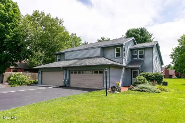 13 Rugby Road, Bethlehem, NY 12159