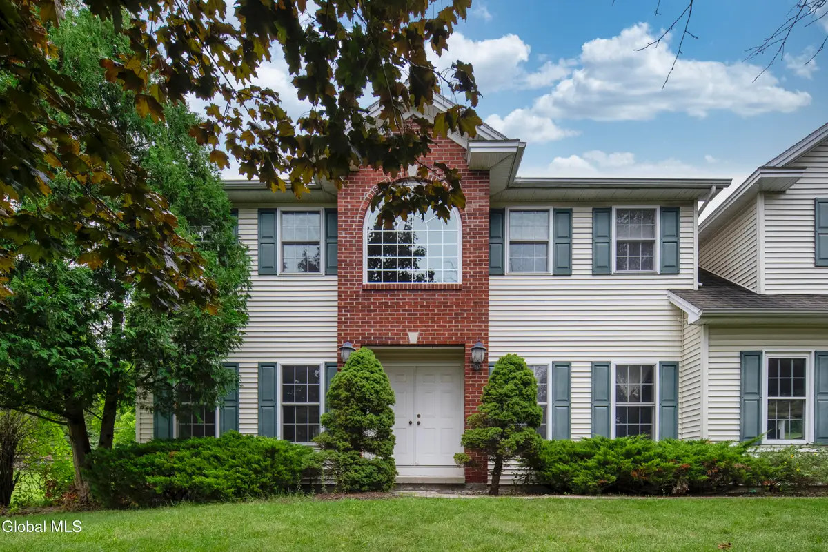 41 Dyke Road, Colonie, NY 12110 - #1