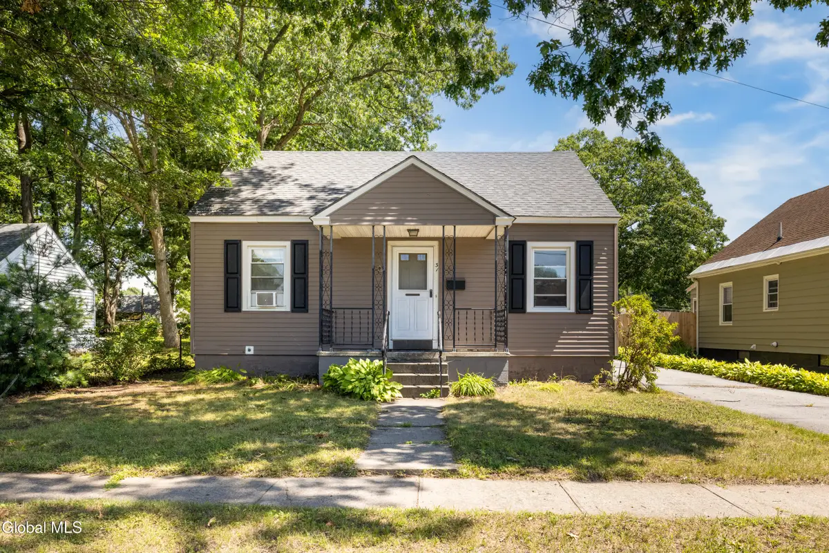31 Wright Street, Hudson Falls, NY 12839 - #1