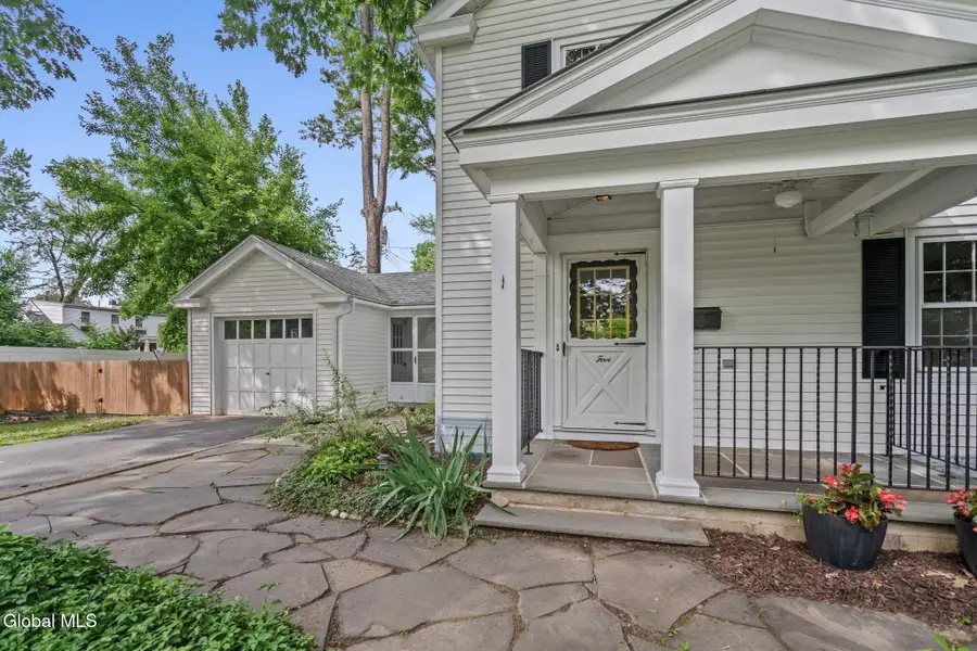 5 Woodridge Road, Bethlehem, NY 12054 - #2