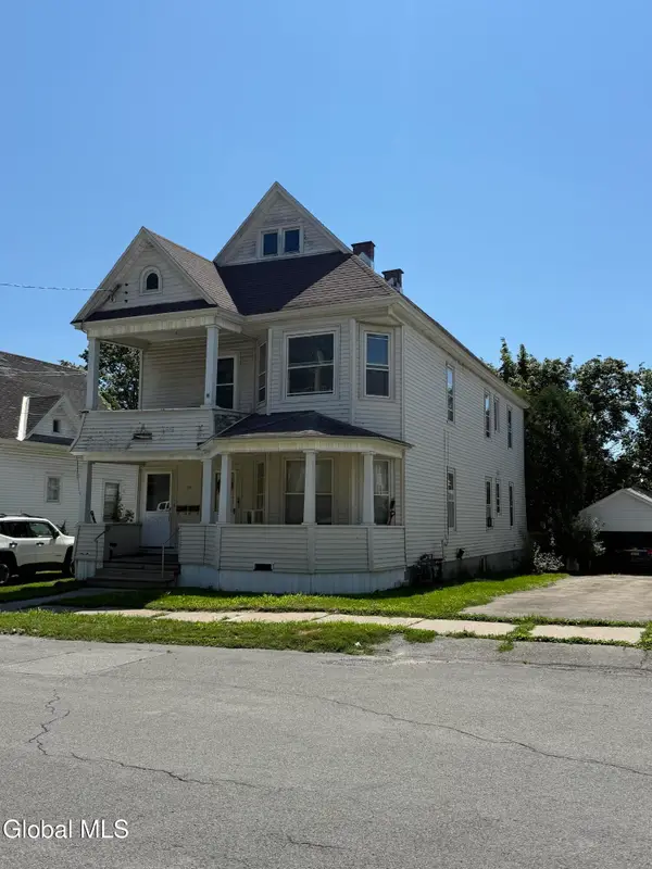 30 Mcclellan Avenue, Amsterdam, NY 12010