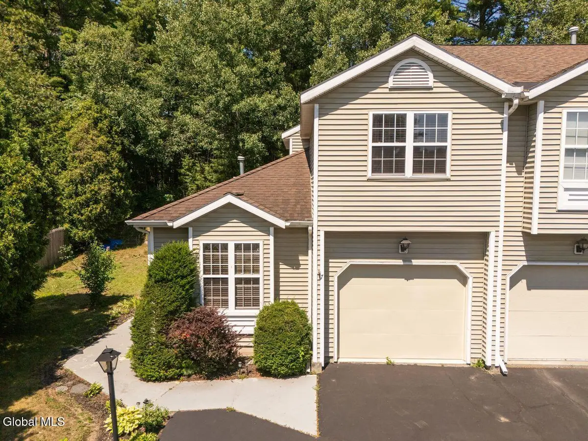 7 Fairwood Drive, Queensbury, NY 12804 - #1