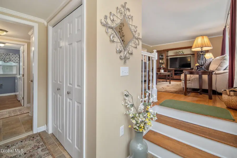 30 Guilder Place, Ballston Lake, NY 12019 - #3