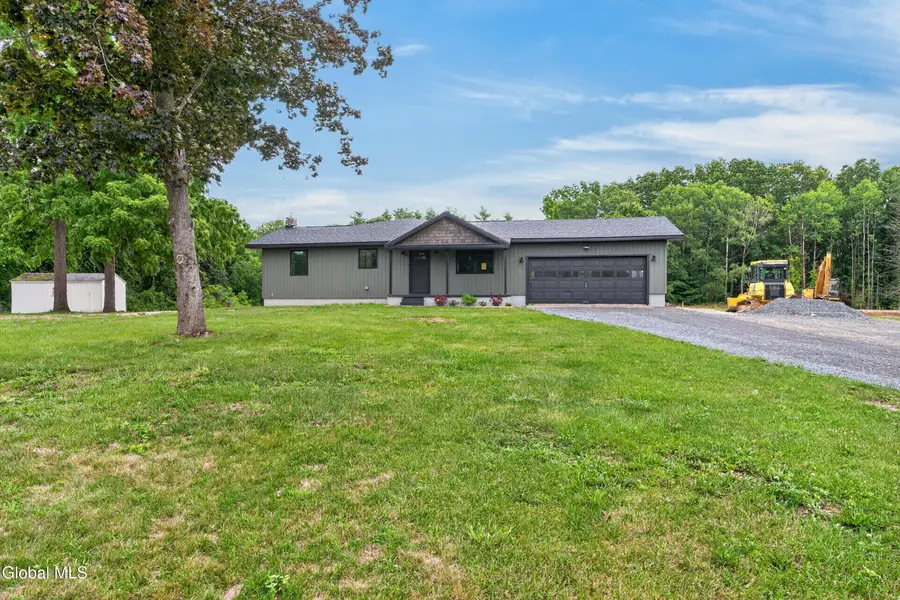 11 Mcdermott Road, Mechanicville, NY 12118 - #2