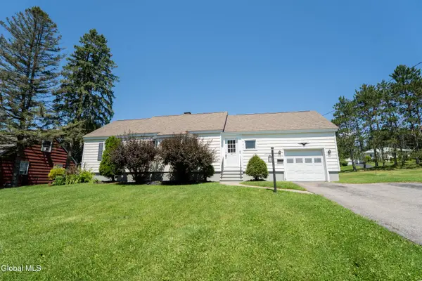 10 Highland Road, Amsterdam, NY 12010