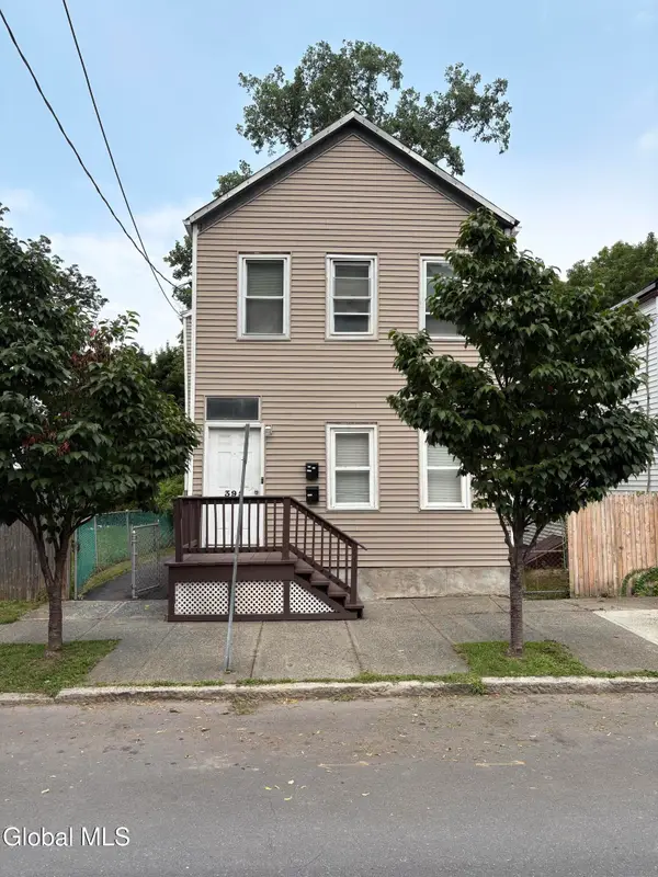 395 10th Street, Troy, NY 12180