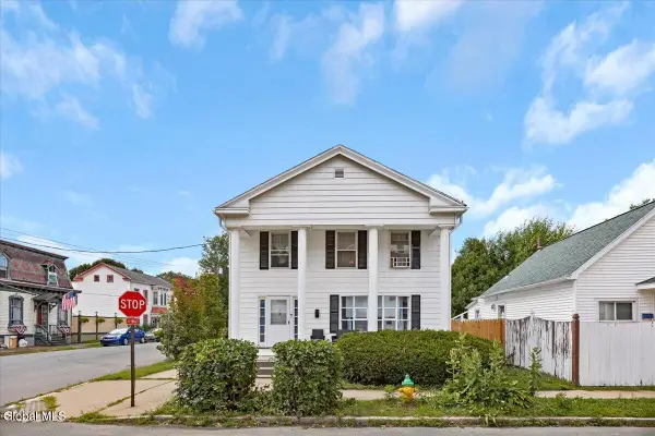 24 3rd Street, Waterford, NY 12188