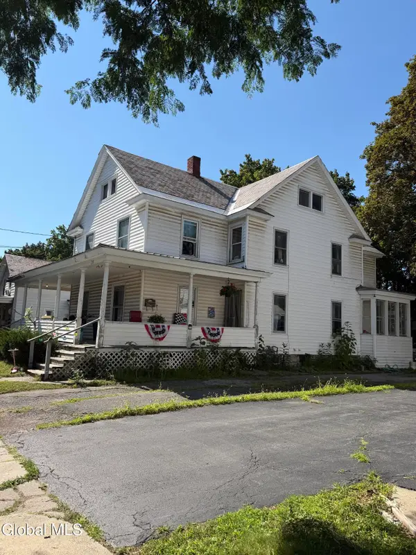 28 Hunter Street, Glens Falls, NY 12801