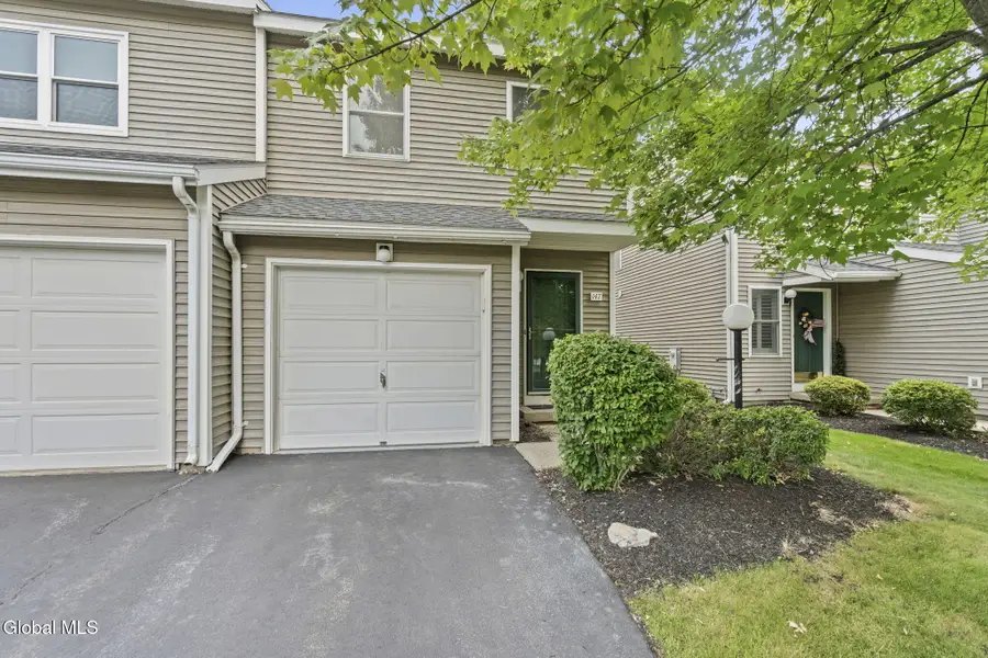 147 Harvard Road, Latham, NY 12189 - #2