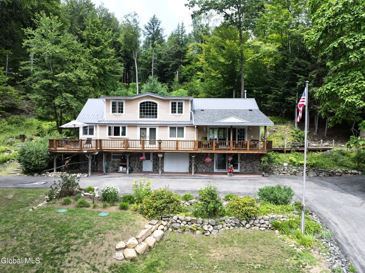 1141 North Shore - L26 Road, Day, NY 12835 - #1