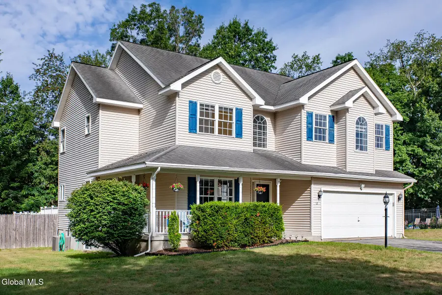 12 Berkshire Drive, Ballston Spa, NY 12020 - #3