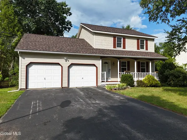 6 Aberdeen Way, Wilton, NY 12831