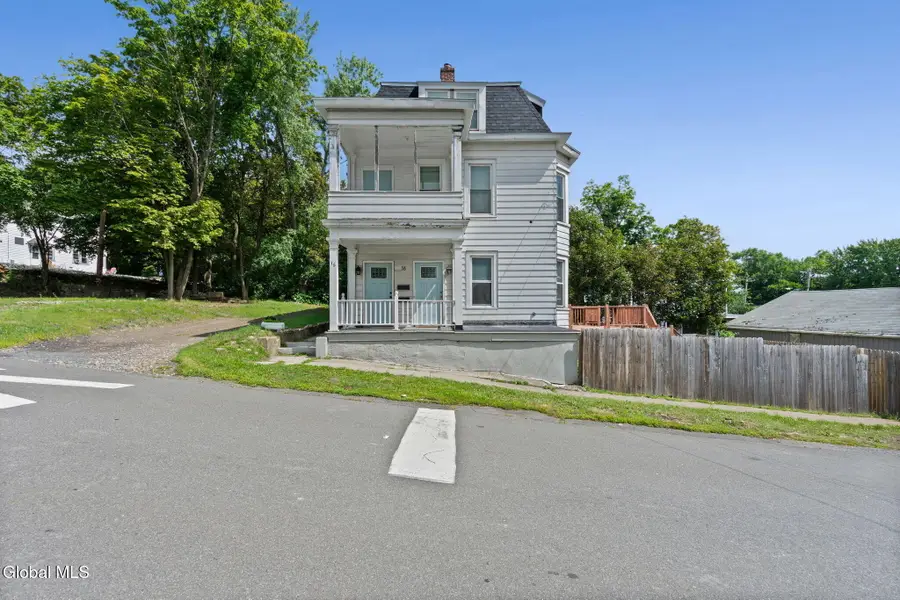 16 Vanderwerken Avenue, Waterford, NY 12188 - #2