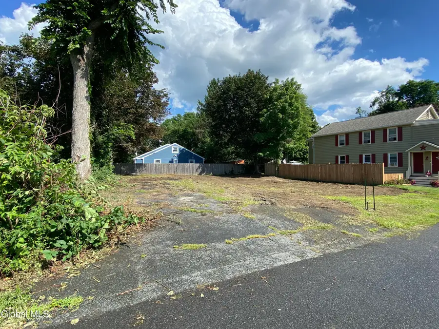 10 Couse Place, East Greenbush, NY 12061 - #3