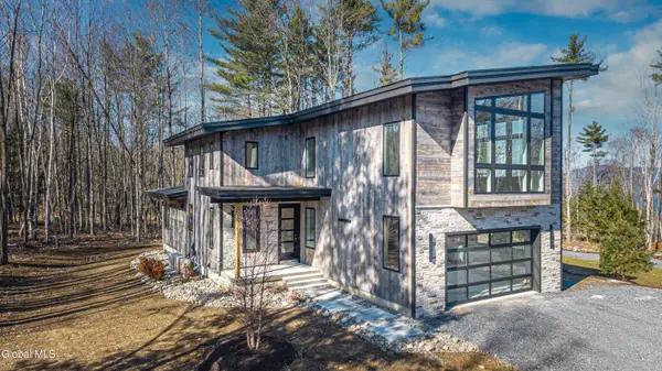 11 S Eagle Ridge, Bolton, NY 12824
