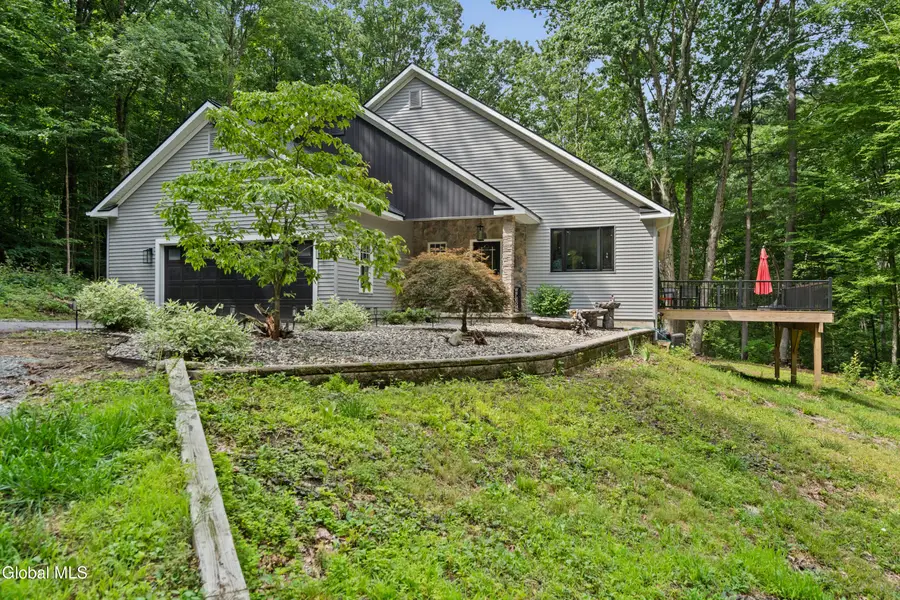 652 Bruno Road, Clifton Park, NY 12065 - #3