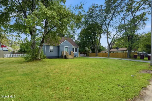2 Dorrer Avenue, South Glens Falls, NY 12803