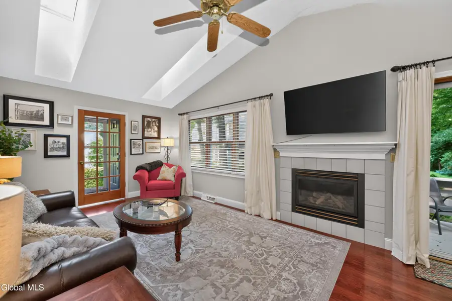 64 Westbury Court, Clifton Park, NY 12065 - #3