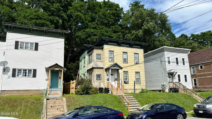 22 Van Derveer Street, Amsterdam, NY 12010 - #2