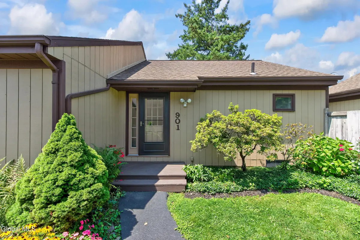 901 Huntington Court, East Greenbush, NY 12061 - #1