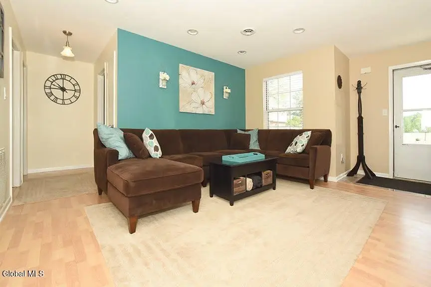 25B Pine Lane #APT 8, Albany, NY 12203 - #2