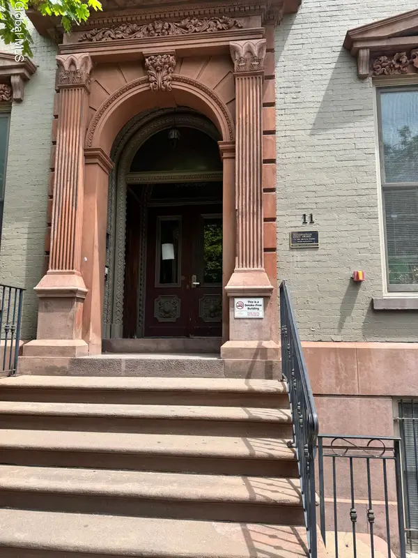 11 Ten Broeck Street, Albany, NY 12210