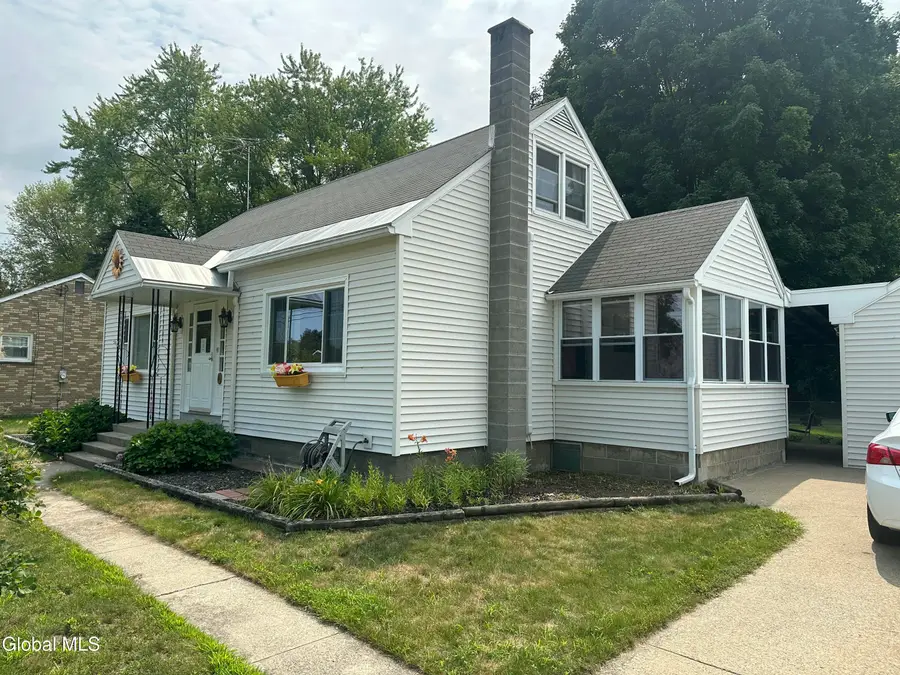4 Kelly Avenue, Hudson Falls, NY 12839 - #2