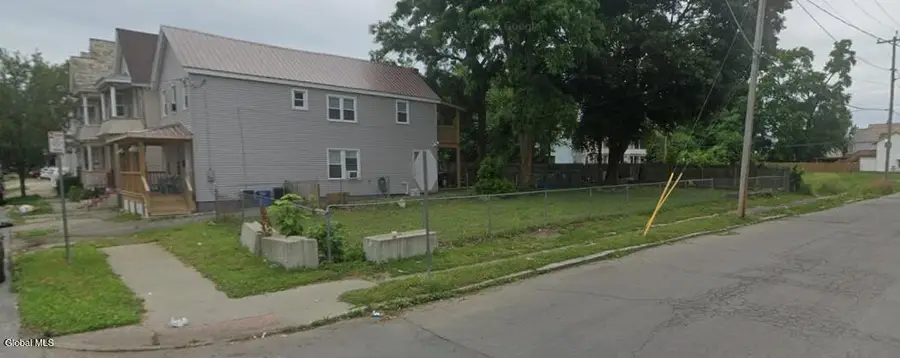 502 Paige Street, Schenectady, NY 12307 - #2
