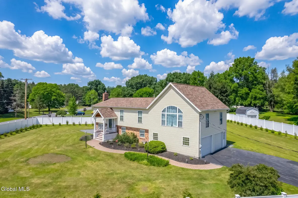 16 Boyack Road, Clifton Park, NY 12065 - #1