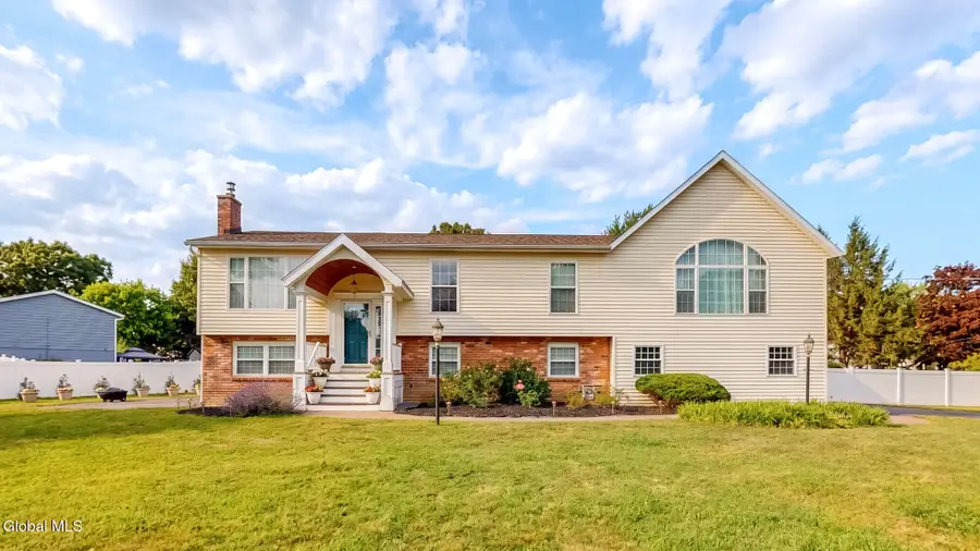 16 Boyack Road, Clifton Park, NY 12065 - #3