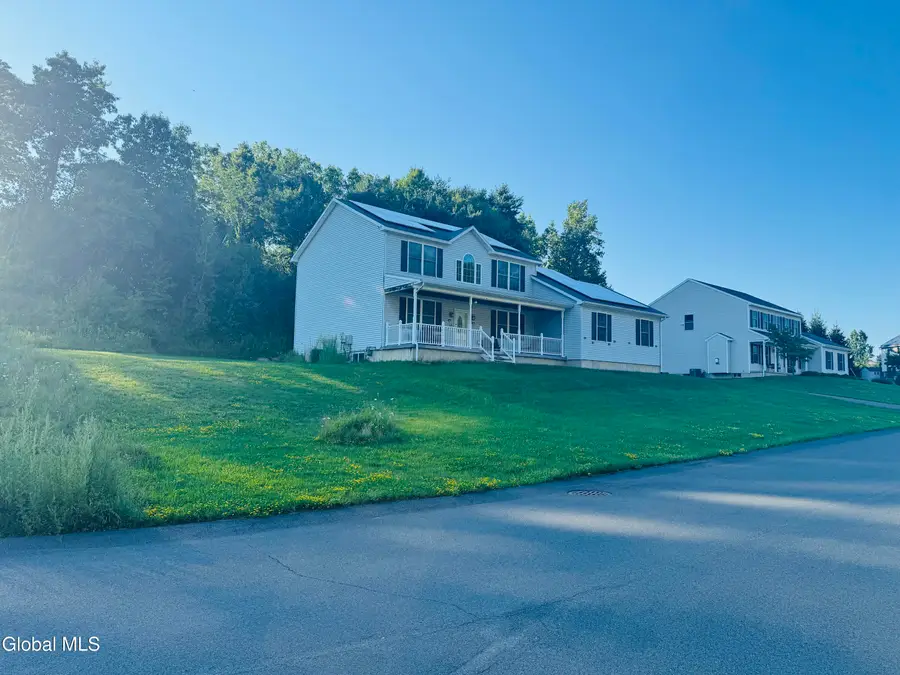64 Kent Place, North Greenbush, NY 12198 - #3