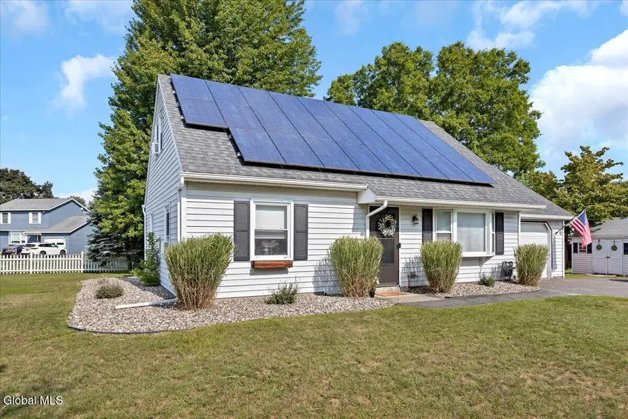 3 Michelle Lane, Schenectady, NY 12309 - #3