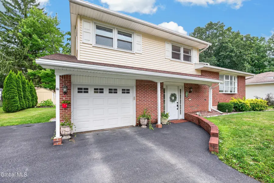 11 Evergreen Drive, Voorheesville, NY 12186 - #3