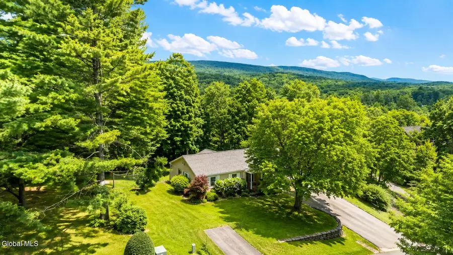 106 Wesskum Woods Road, Gloversville, NY 12078 - #2