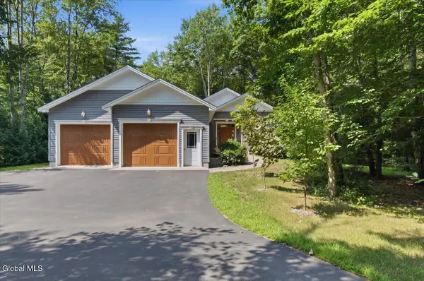 7 Thornapple Drive, Moreau, NY 12831
