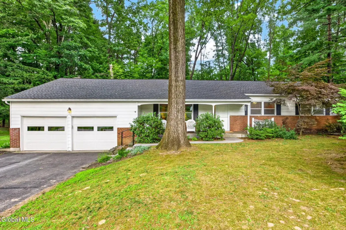 5 Pine Hill Bend, Country Knolls, NY 12019 - #1